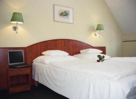 Gottwald Hotel Tatabánya Стая снимка